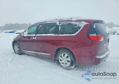 2017 Chrysler Pacifica Touring L z USA, uszkodzony, nr VIN 2C4RC1BG2HR711795